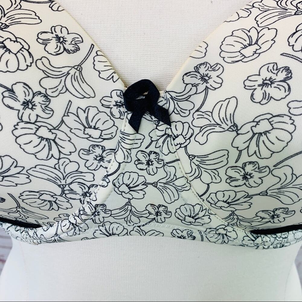 1st & Curve cream black bra floral with lace 40D - Picture 2 of 11